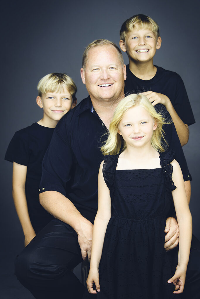 Family Portrait Classic Photography johannesburg Joburg JHB Kevin Mark Pass Photographer